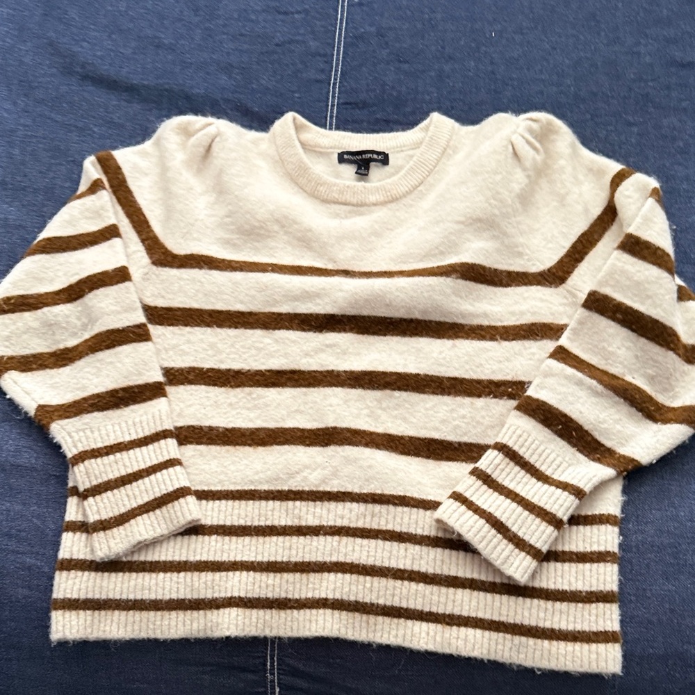 Banana Republic Cream and Brown Striped Sweater
